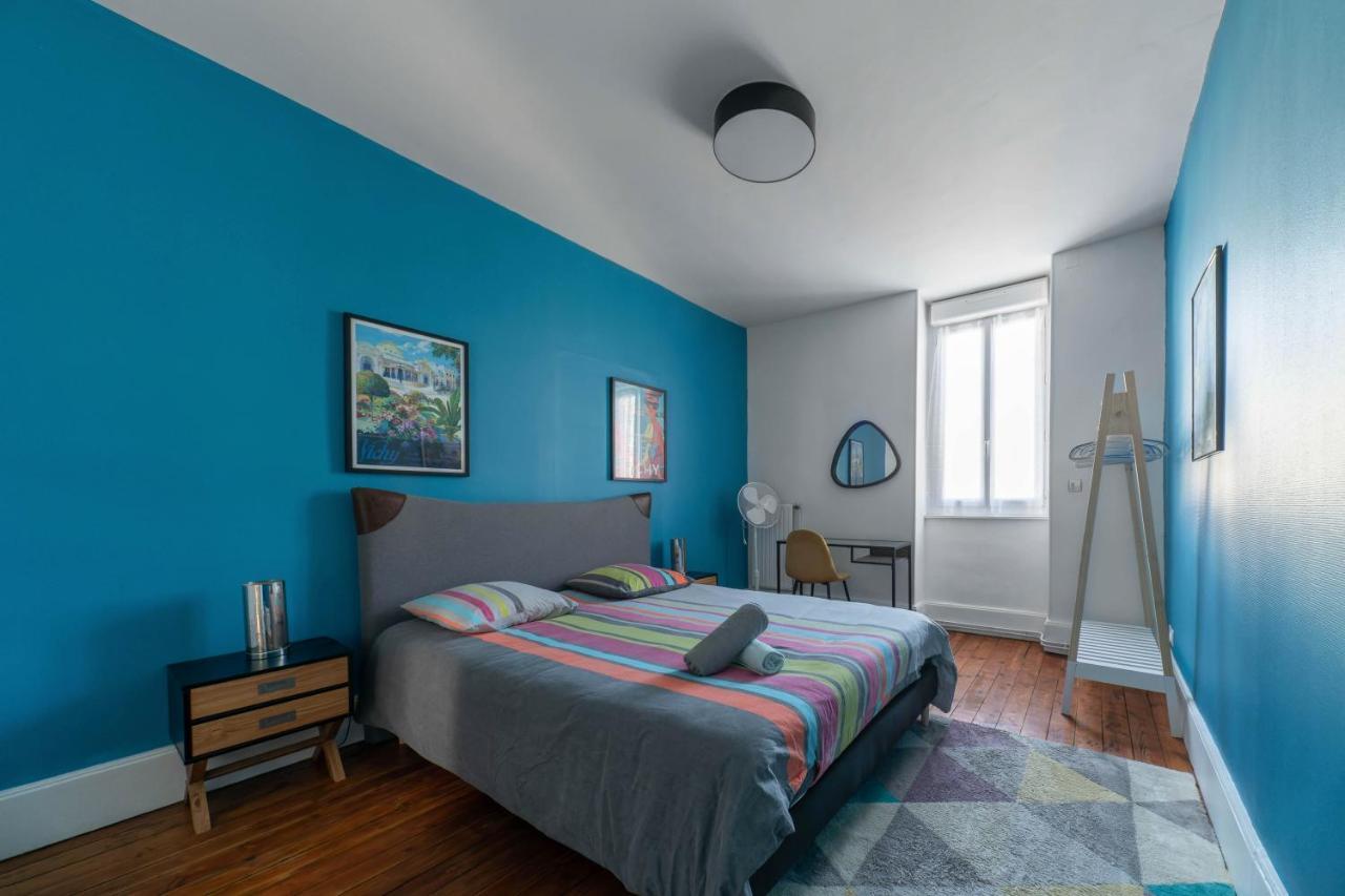 Le 482 - Grand Appartement Design & Confort - 4 Chambres 维琪 外观 照片