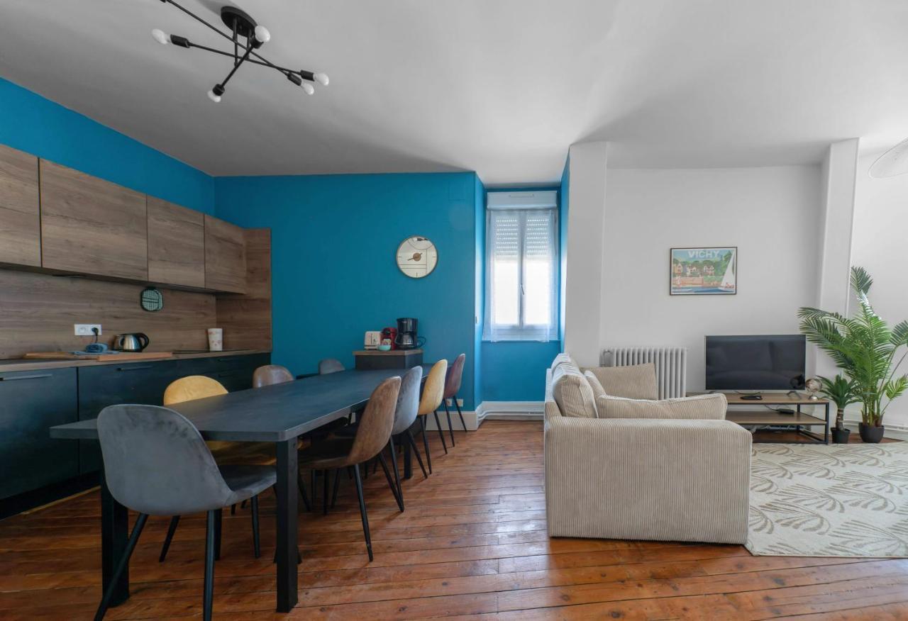 Le 482 - Grand Appartement Design & Confort - 4 Chambres 维琪 外观 照片
